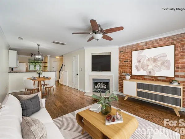 1218 Green Oaks Ln APT E, Charlotte, NC 28205