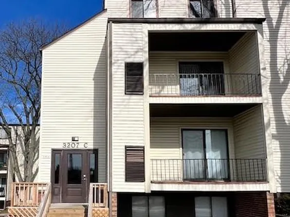 3207 W Willow Knolls Dr Unit 69C, Peoria, IL 61614