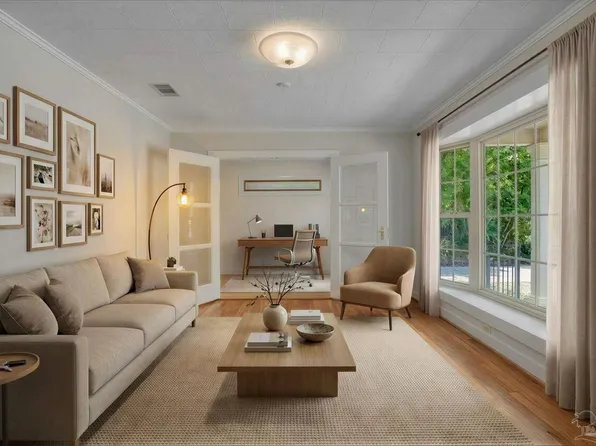 3003 E Gadsden St, Pensacola, FL 32503