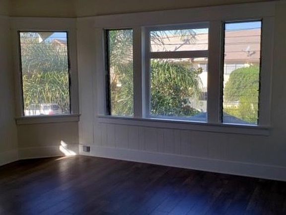 2nd image of 120 Gaviota Ave