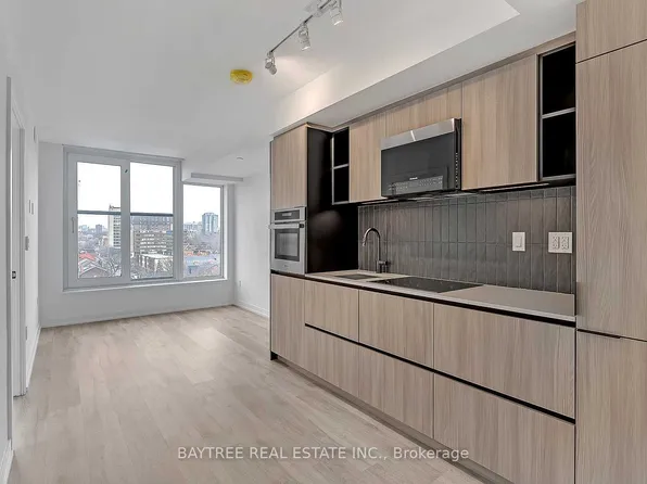 2 Augusta Ave #908, Toronto, ON M5V 0T3
