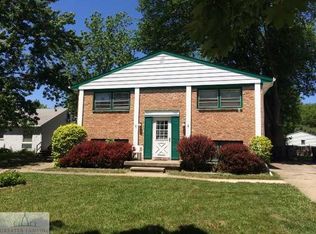 1655 Haslett Rd, East Lansing, MI 48823