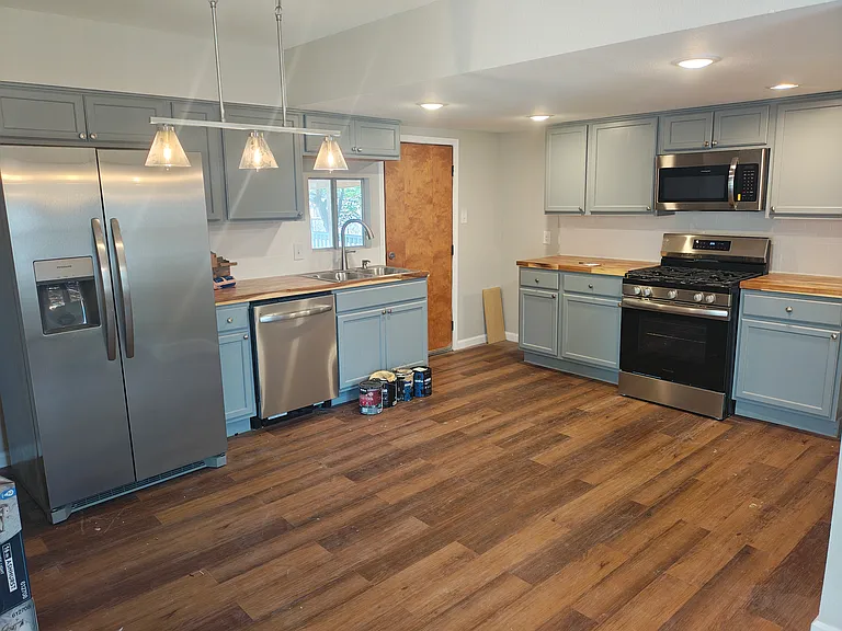 722 Pennystone Ave — Photo 2