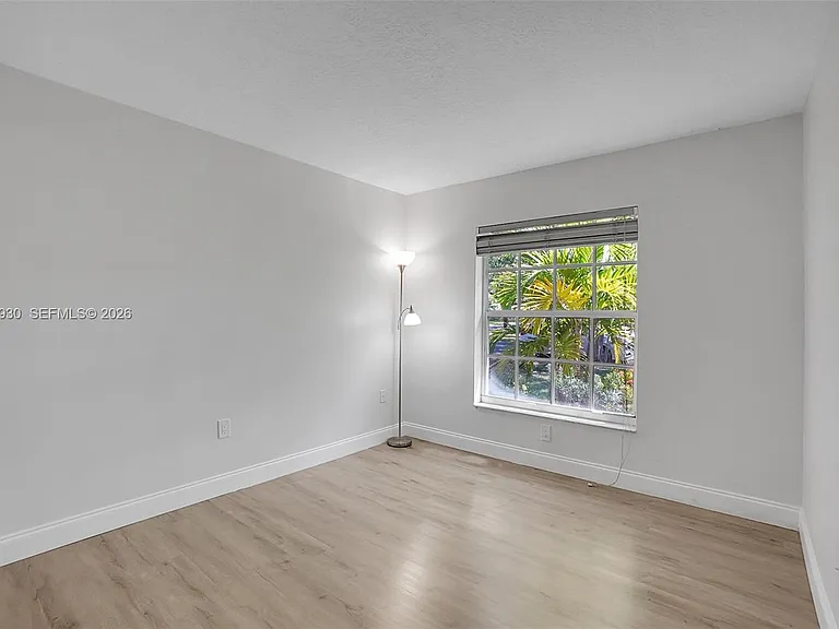 1574 NW 103rd Ter — Photo 33