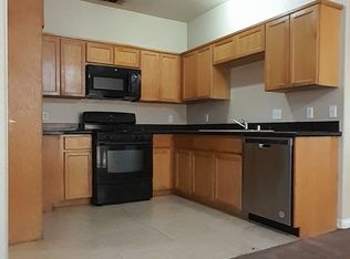 8656 N Loop Blvd #B, California City, CA 93505
