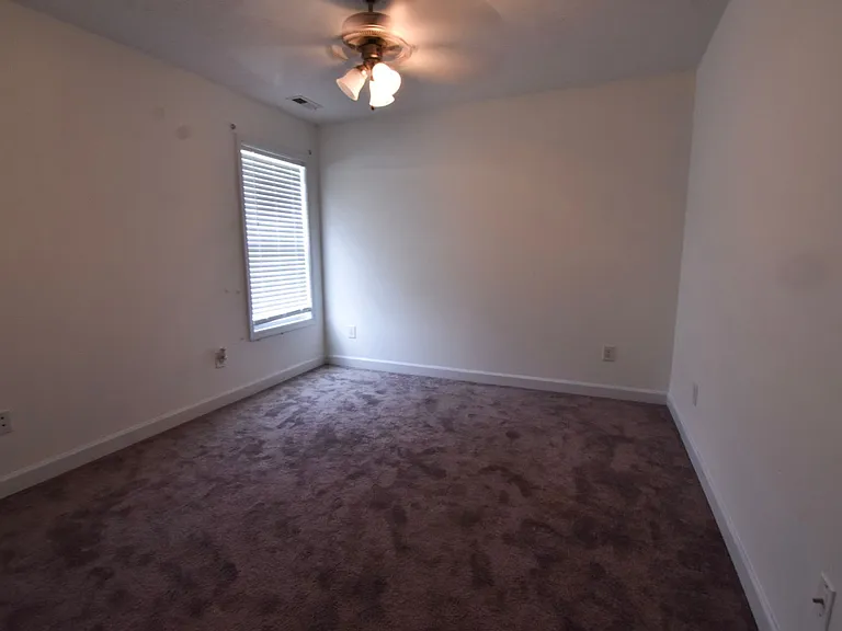 193 Wind Brook Ct — Photo 15