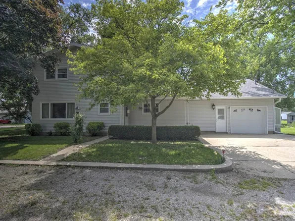 115 S Washington St, Cerro Gordo, IL 61818
