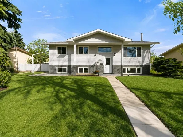 5722 S Marler Dr, Camrose, AB T4V 2S8