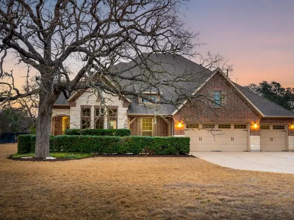651 Shelf Rock, Driftwood, TX 78619
