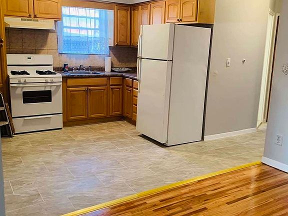 3rd image of 31-71 44th St #3