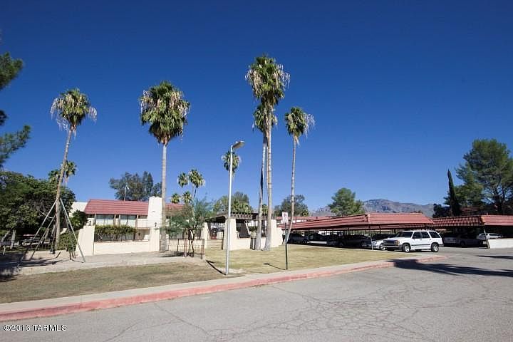 1st image of 6355 N Barcelona Ln