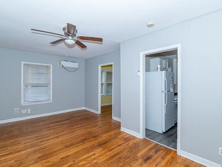 146 Vassar Ln #1 — Photo 7