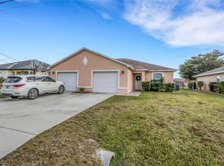 702/704 SE 6th Terrace Cpe, Coral, FL 33990