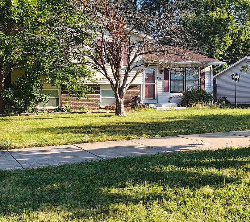 2nd image of 836 Lily Cache Ln