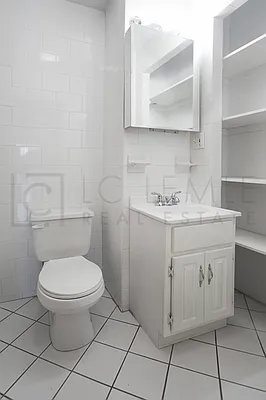 Rented by LC Lemle Real Estate Group | media 23