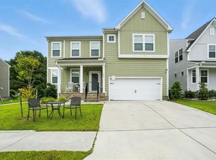 121 Meadows Landing Ln, Suffolk, VA 23434