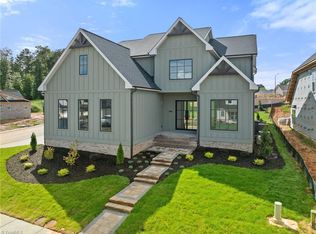 1341 Maple Chase Ln, Winston Salem, NC 27106