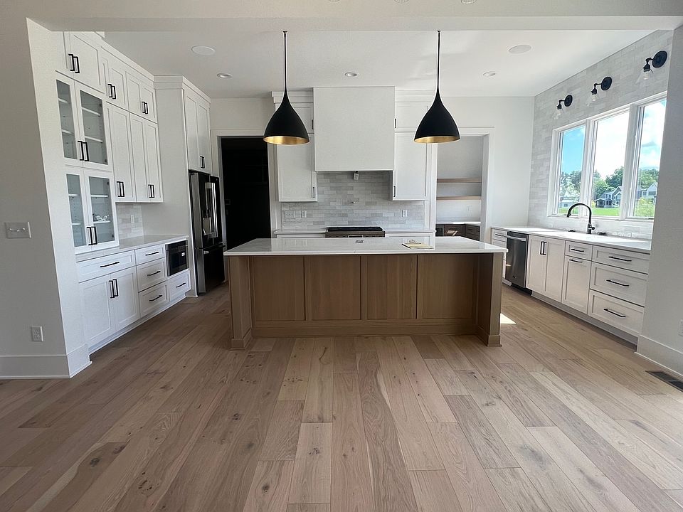 2nd image of 4244 Alderborough Way