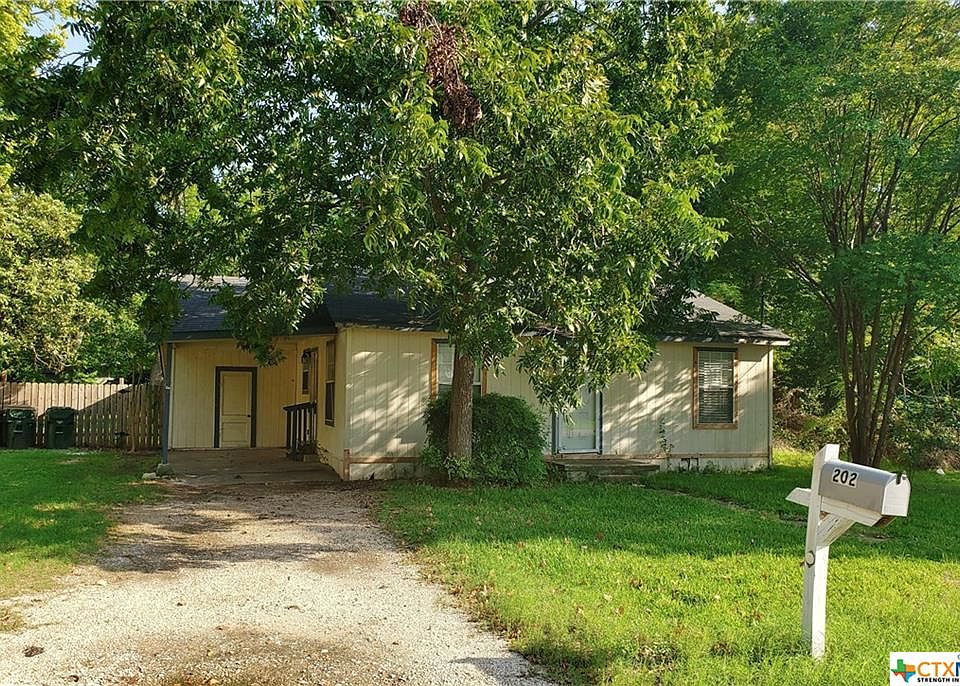 1st image of 202 Linda Dr