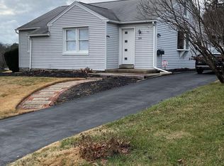 106 Harmil Rd, Broomall, PA 19008