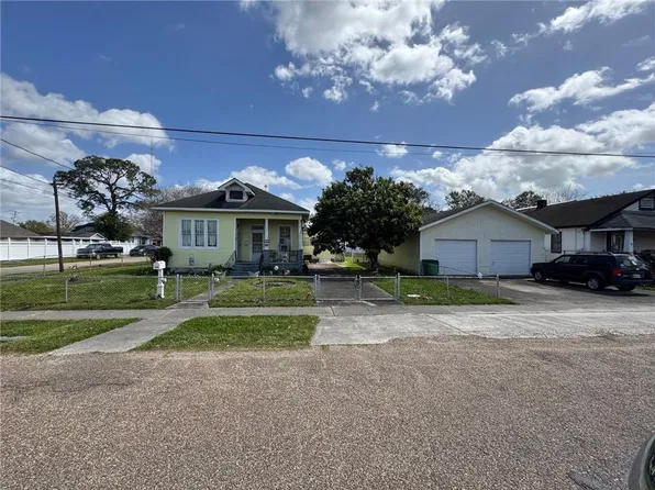 800 Hancock St, Gretna, LA 70053