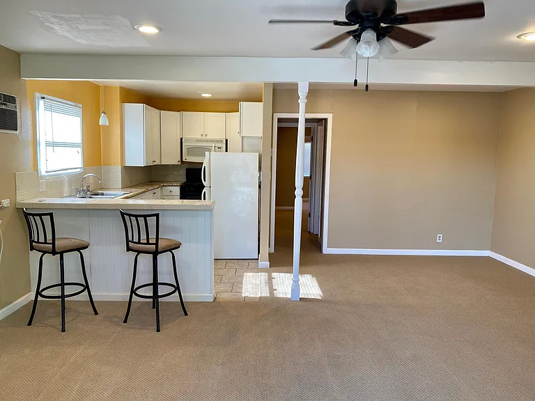 941 N Macy St #B — Photo 1