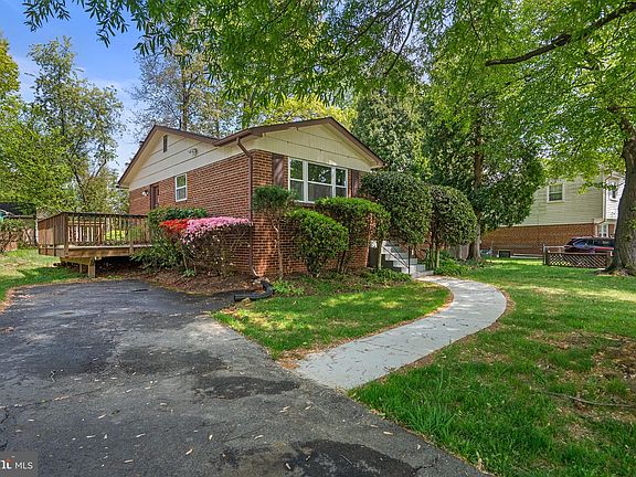 4th image of 4207 Frankfort Dr