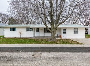 302 East St, Brandon, IA 52210