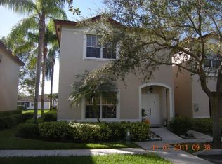 16200 Emerald Cove Rd, Weston, FL 33331