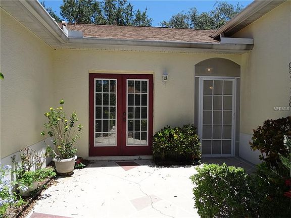 3rd image of 2417 Nantucket Dr #19