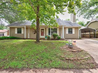 2123 E Crestwood Dr, Stillwater, OK 74075
