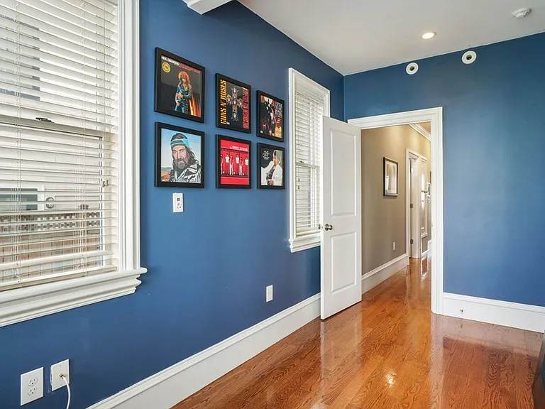 15 Howell St #1 — Photo 18