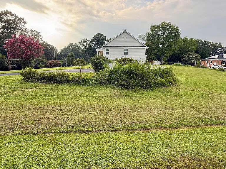 10828 Miller Rd — Photo 6