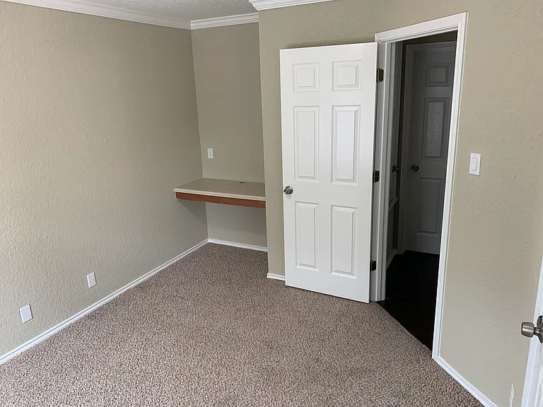 5716 Watercress Dr — Photo 27