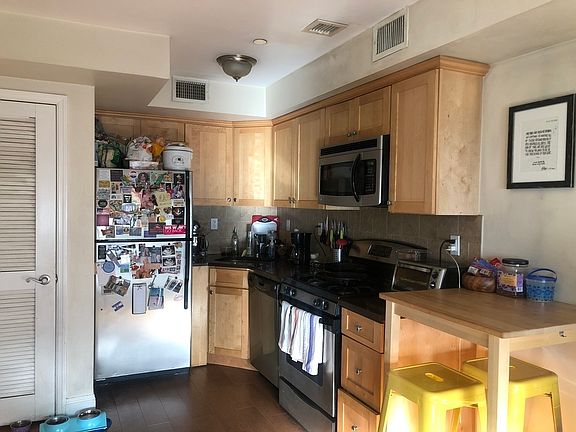 2nd image of 28-42 38th St #6
