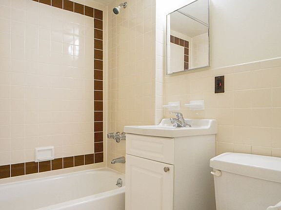 5th image of 303 E 94th St APT 4J