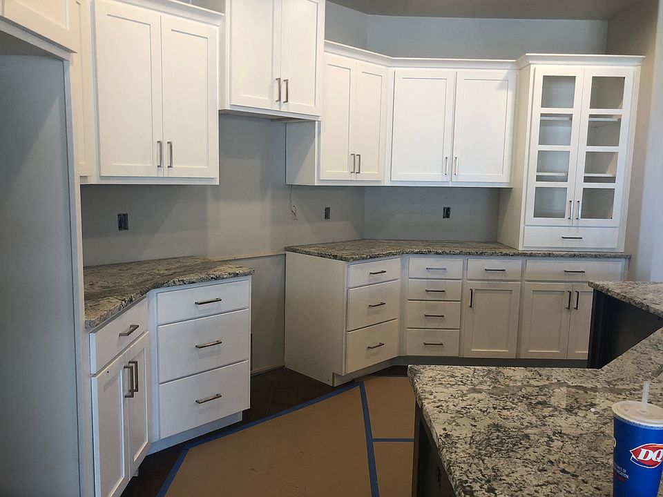 2nd image of 36 Lillie Mae Ln