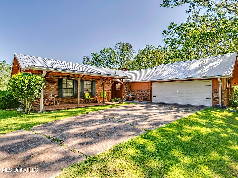 1st image of 478 Holifield Cir