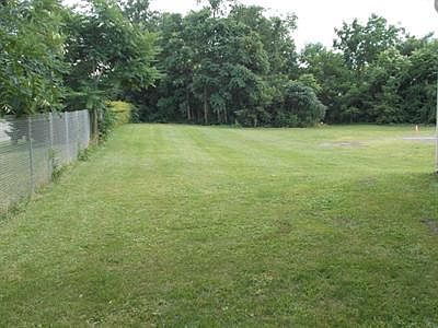 1st image of 251 La France St