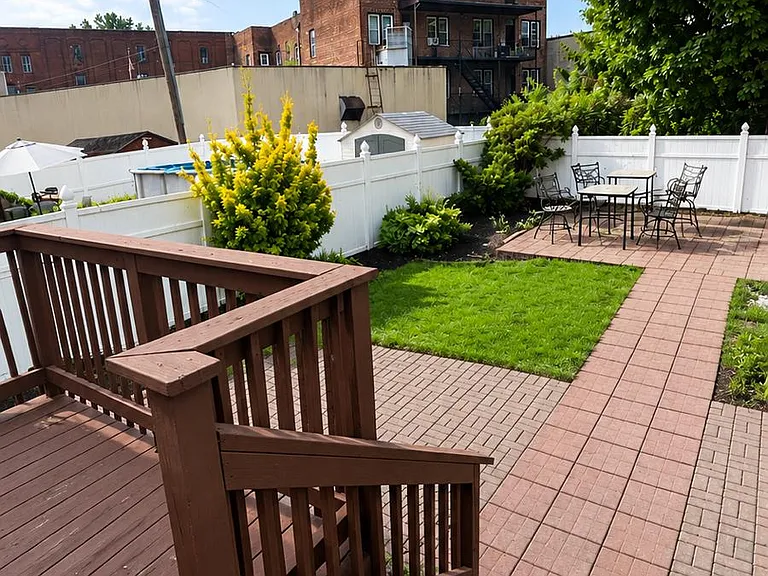 21 Donaldson Ave — Photo 13