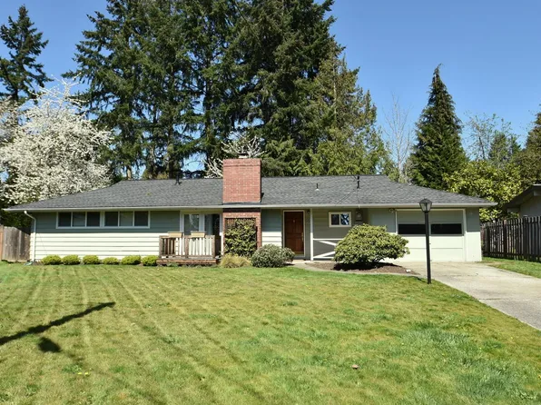 215 163rd Pl SE, Bellevue, WA 98008