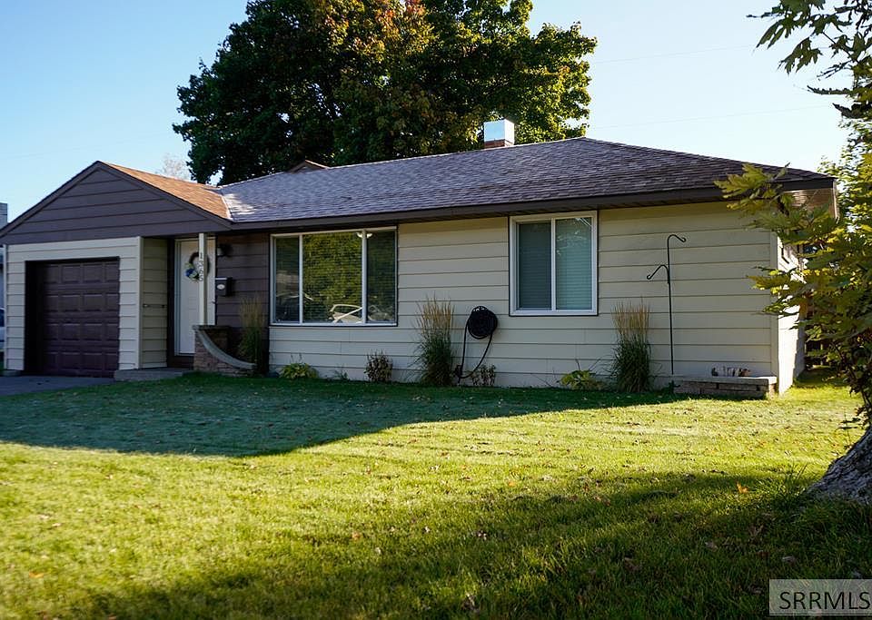 1st image of 1365 Cathryn Ave