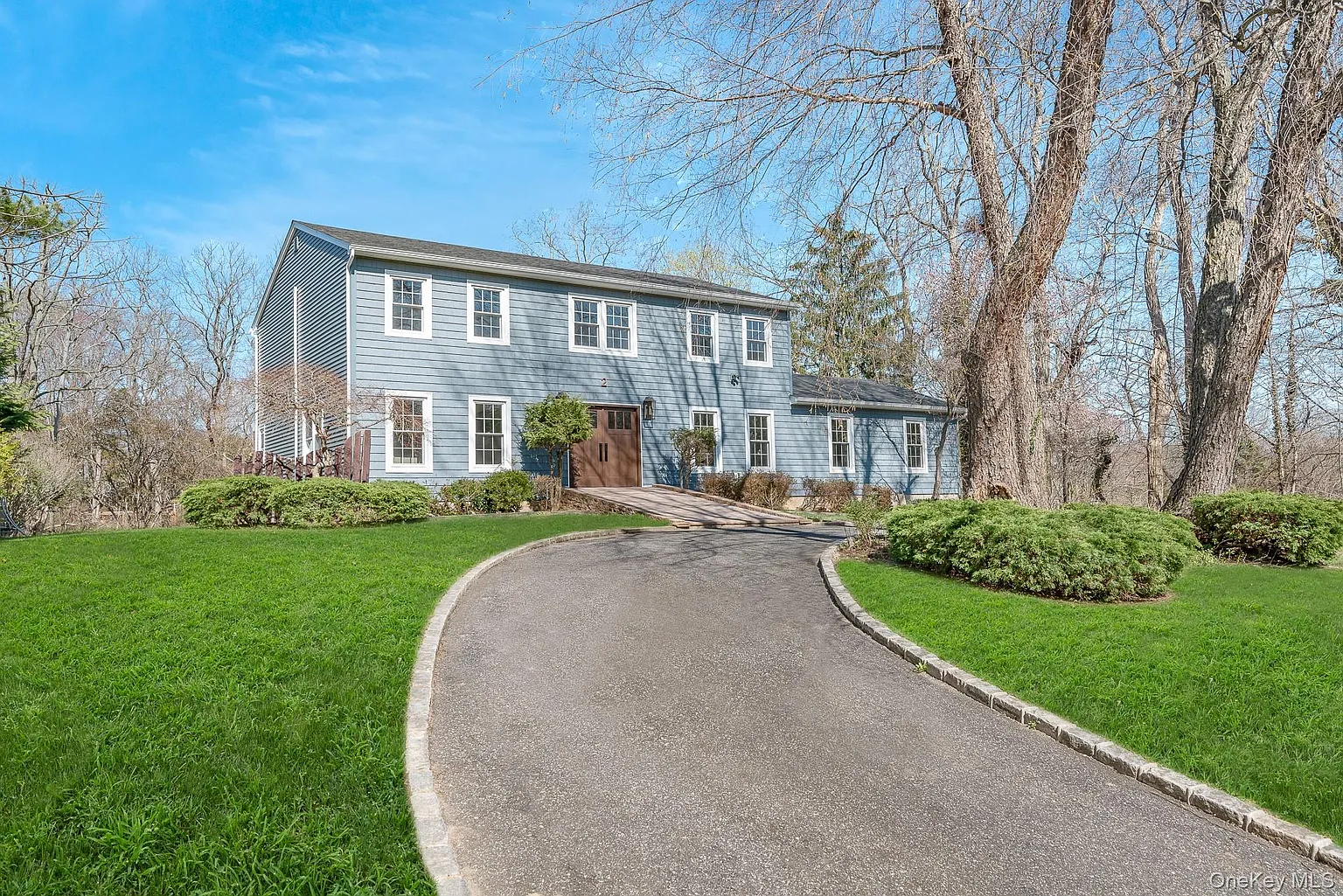 2 Pebble Hill Drive photo 1