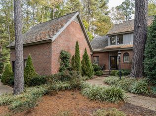 306 Saint Andrews Ln, Cary, NC 27511