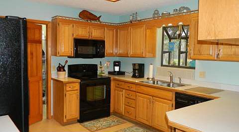 2nd image of 442 NW Bell Lake Ct