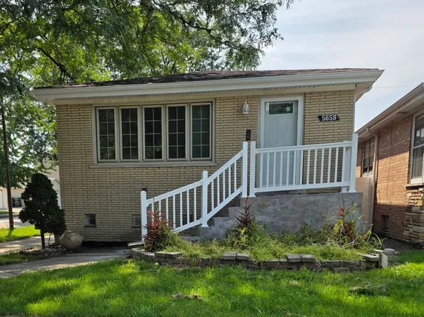 5658 S Austin Ave, Chicago, IL 60638