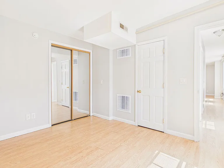 1001 N 3rd St — Photo 5