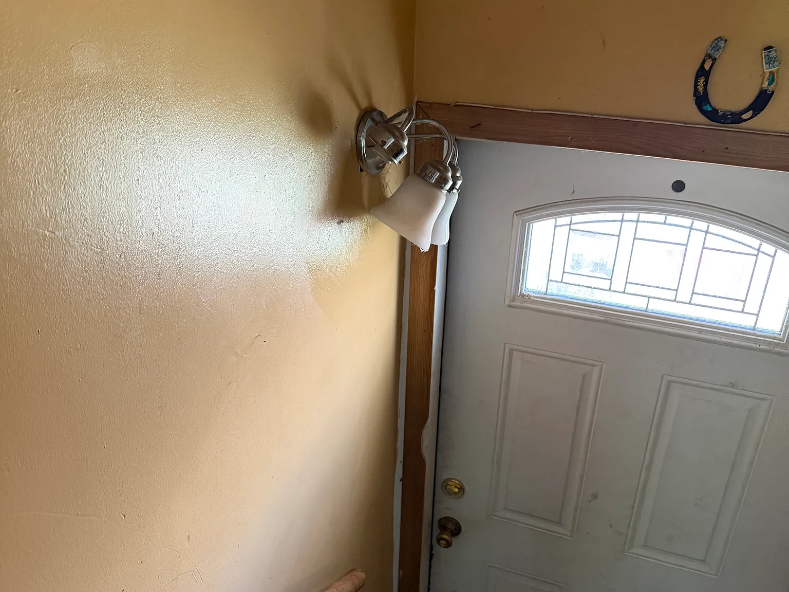3 bed, 1200 sqft, $3,300 — Photo 2