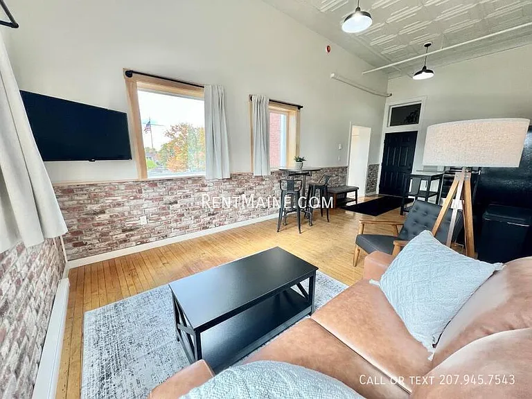 113 N Lancey St #202 — Photo 7