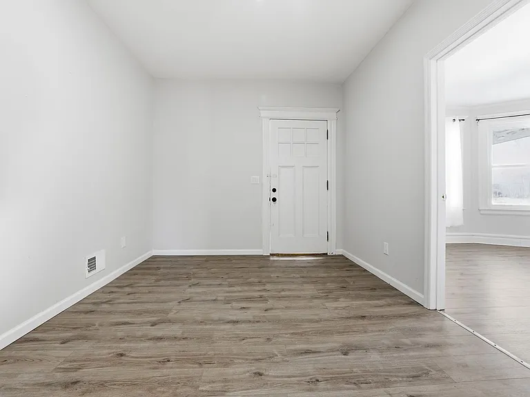 15 E Highland Ave #1 — Photo 14